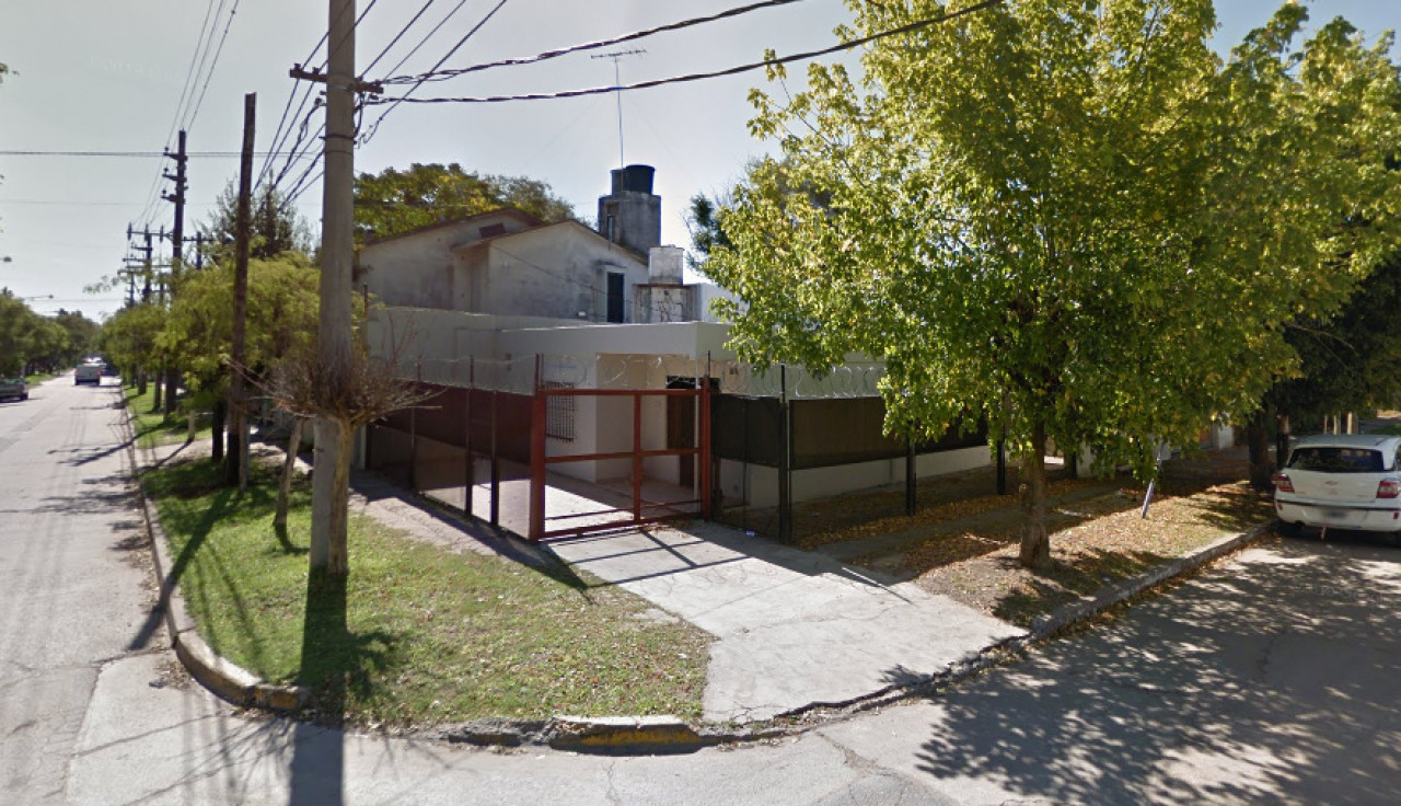 Casa con Local en Venta en San Miguel