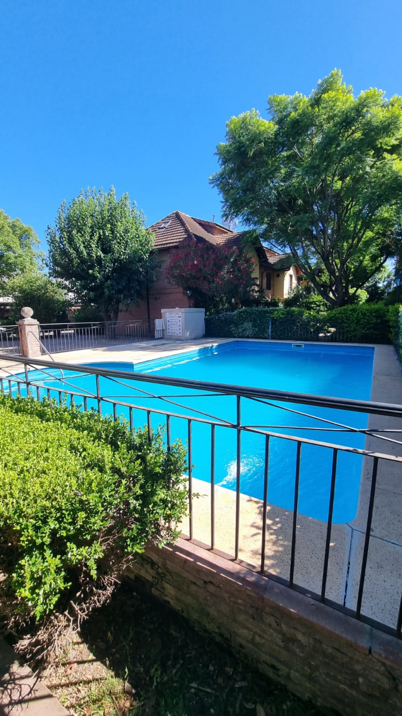 Excelente Triplex en Venta en el Barrio San Miguel Village