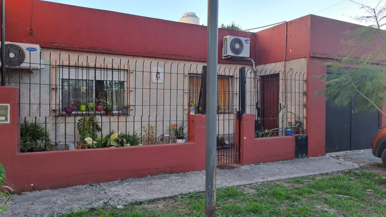 CASA 3 AMBIENTES - MONTEAGUDO AL 2100 - SAN MIGUEL